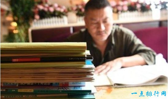 高考最牛钉子户梁实 历经21次高考只为圆大学梦 高考最牛钉子户梁实 历经21次高考只为圆大学梦