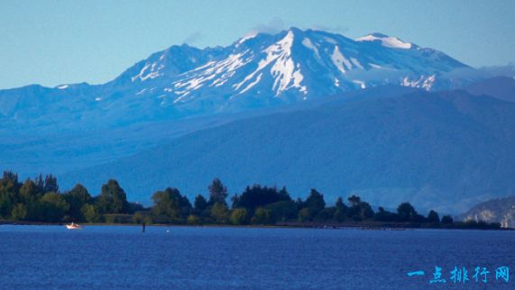 陶波湖火山，新西兰