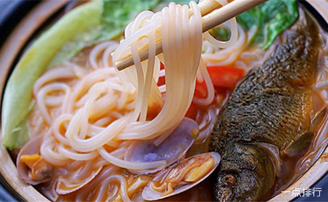 新鲜鱼煮粉
