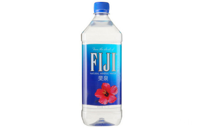 斐济矿泉水