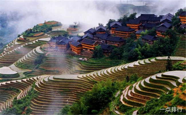 龙脊梯田 