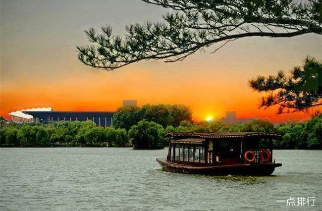 南湖