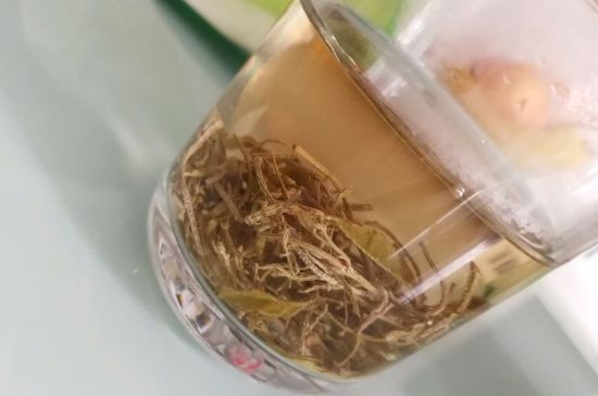 莓茶茶汤的颜色，莓茶什么颜色