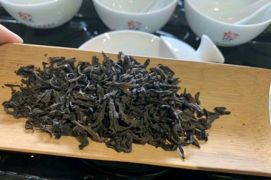 200一斤茶叶属于什么档次，不懂茶叶怎么买茶