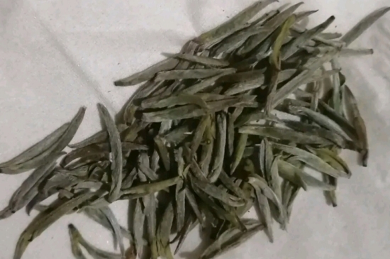 过期茶叶的八大妙用，过期的陈茶叶还能干什么用？