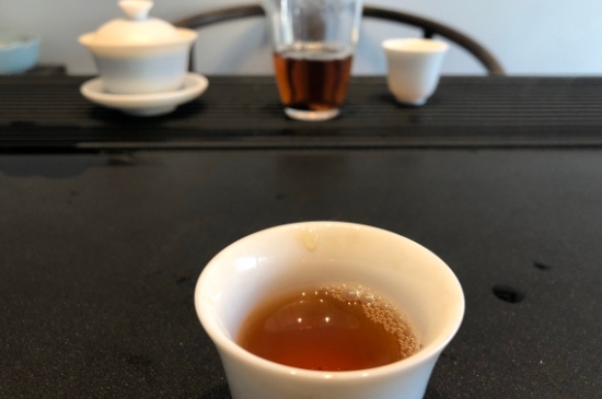 为什么喝岩茶会上火，岩茶喝多上火怎么办？