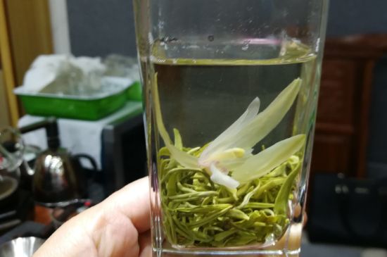 兰花茶的功效与禁忌，兰花香茶有什么功效？