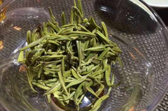 茶多酚对人体的危害，茶多酚有兴奋作用吗？