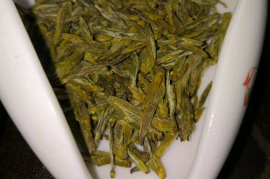 什么茶需要洗茶，专家谈泡茶洗不洗茶