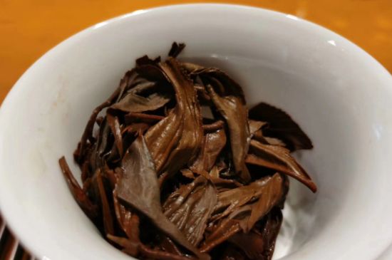 红茶需要洗茶吗，红茶到底需不需要洗茶？