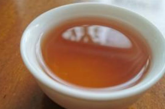 喝完茶反扣茶杯是什么意思，喝完茶走人可以扣杯子吗？