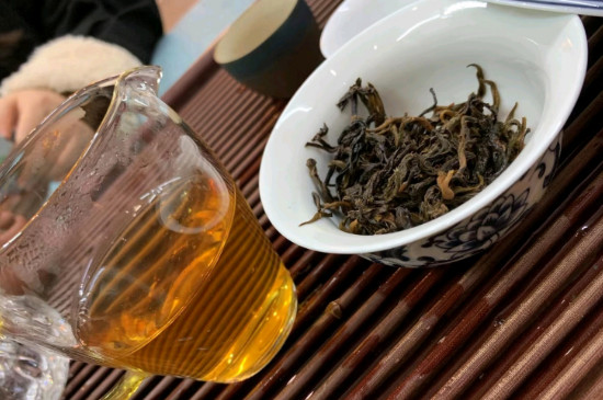 什么茶叶香味浓口感好，哪种茶叶最香最好喝？