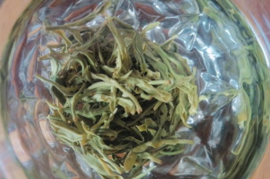 10亩茶叶利润有多少，种植茶叶一亩收入多少