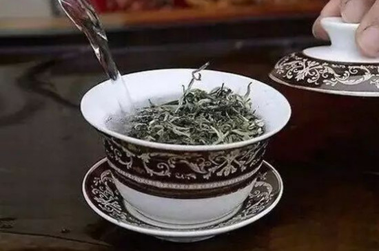 做茶艺师的都是什么人，茶艺师是不是小姐？