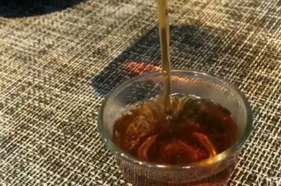 糯香普洱茶是香精吗，普洱茶糯香味添加了什么？