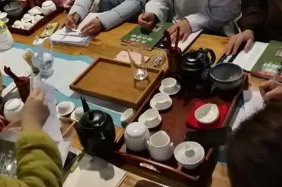 茶艺师三级算是职称吗，高级茶艺师证有什么用？