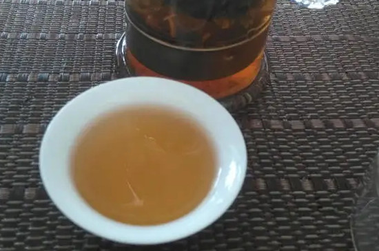 养生茶是泡还是煮，养生壶煮茶比泡茶好吗？